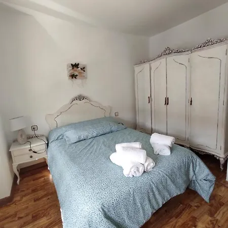 Holiday home Agradable Casa Con Patio *