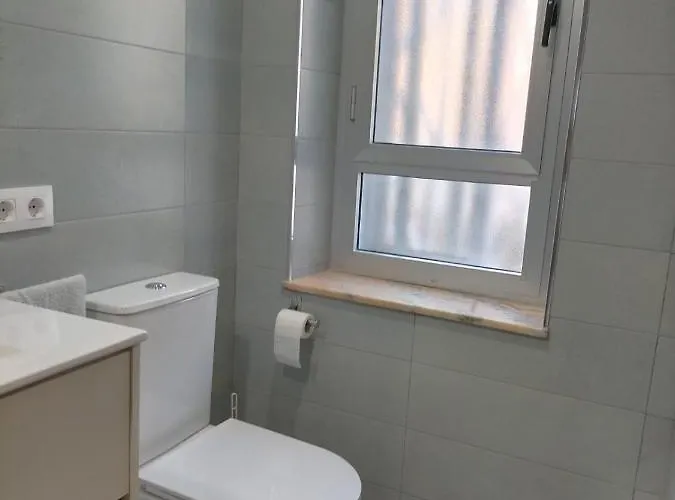 Agradable Casa Con Patio * Саламанка