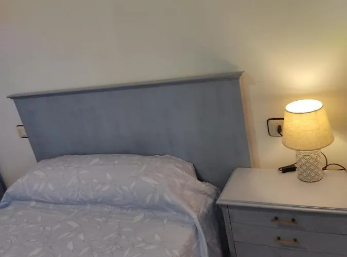 Agradable Casa Con Patio * Саламанка