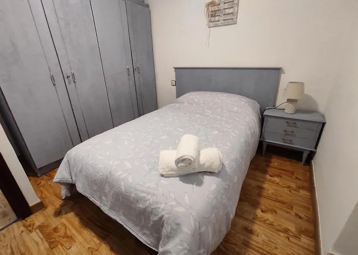 Agradable Casa Con Patio Саламанка